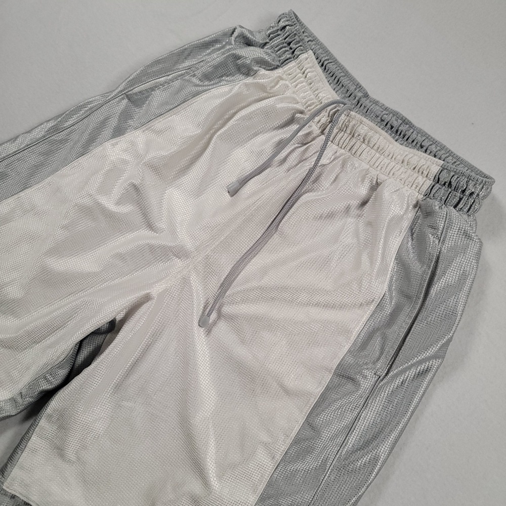 Jordan Basketball Shorts Mens‎ Medium White Silver Mesh Athletic Gym
